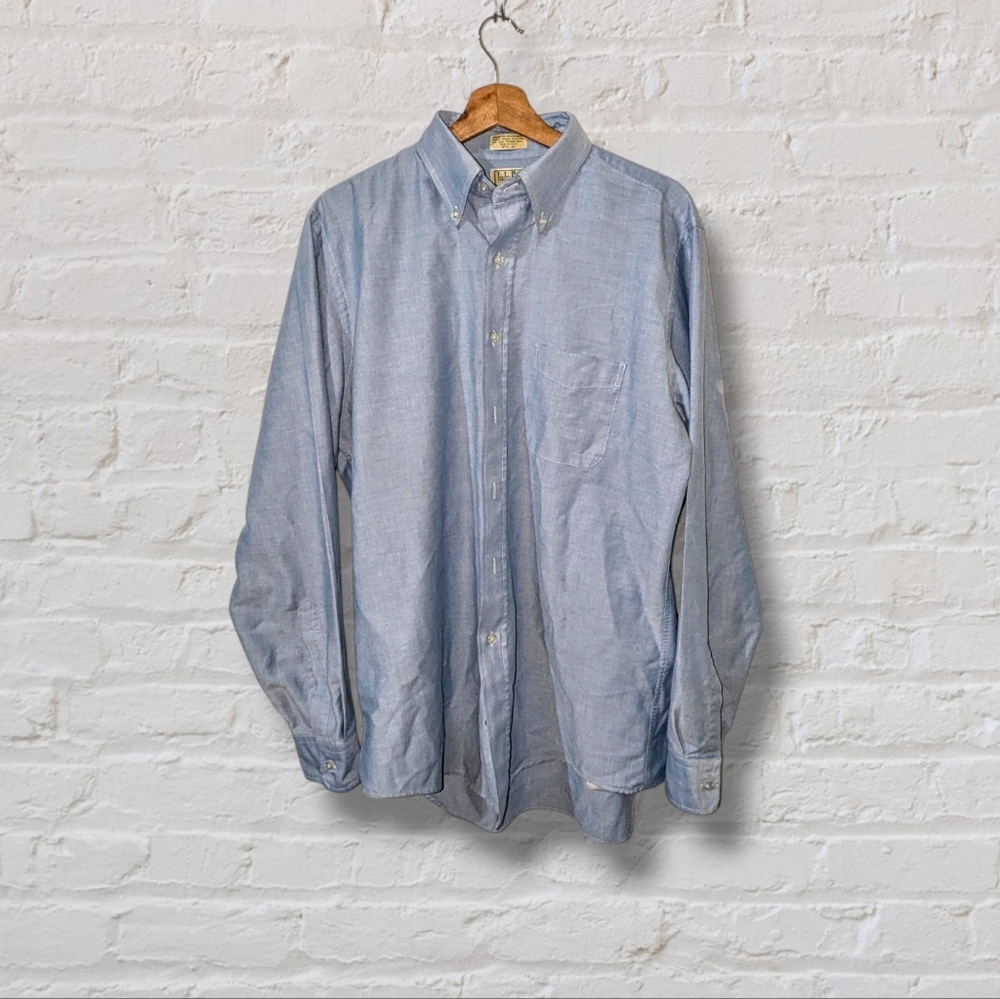 Vintage L.L.Bean Made in USA  Blue Collared Button Down Long Sleeve Dress Shirt